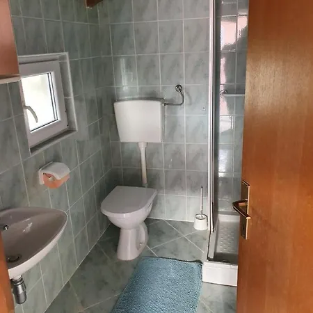 Apartmani Lovro Ogulin Exterior photo