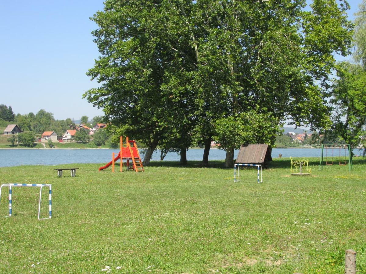 Apartment Lovro *